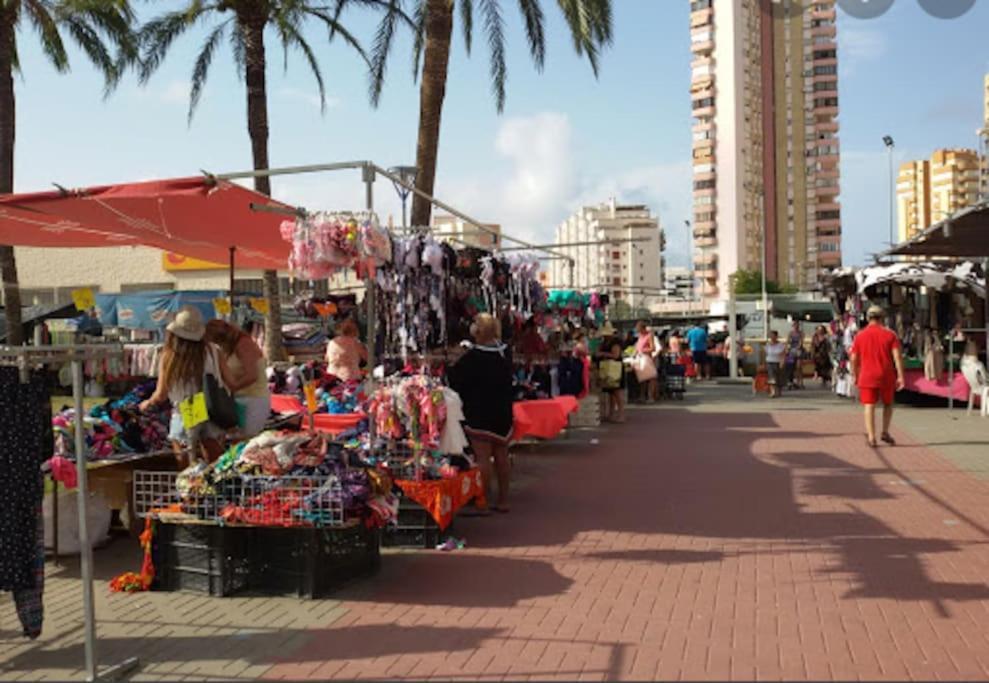 Coqueto Apartamento De Playa Con Piscina Y Terraza Valencia Exterior foto